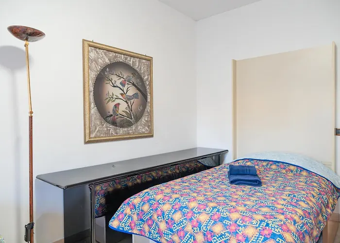 Lion Renting Marconi Rom