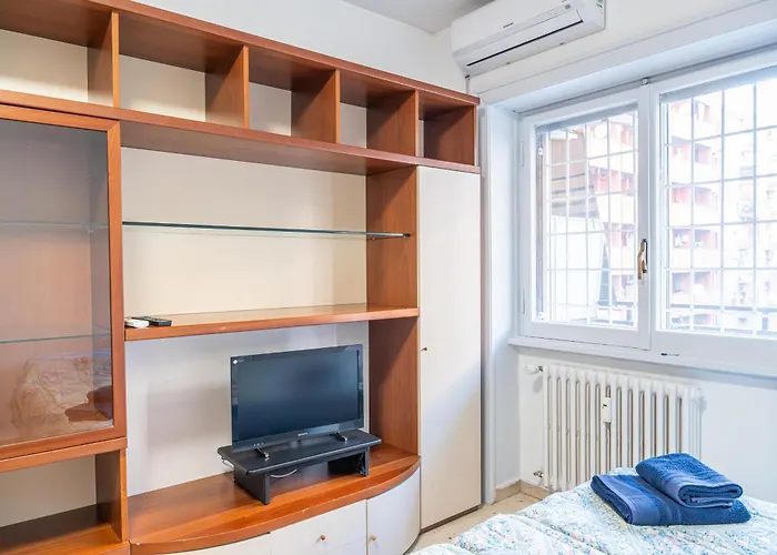 Apartment Lion Renting Marconi Rom